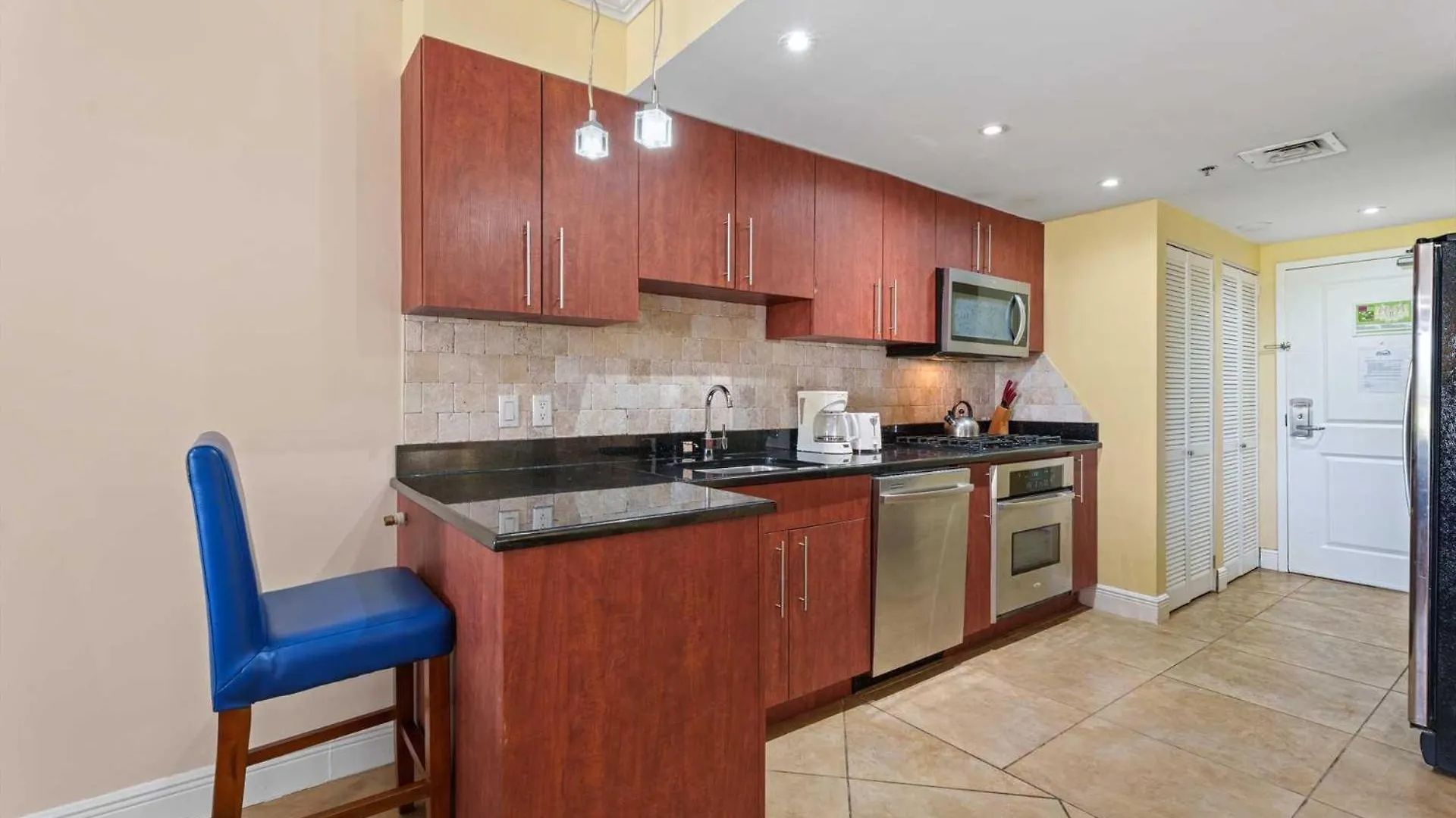 Golf Course View - Garden Studio Condo - Dr02 Palm Beach Apartment