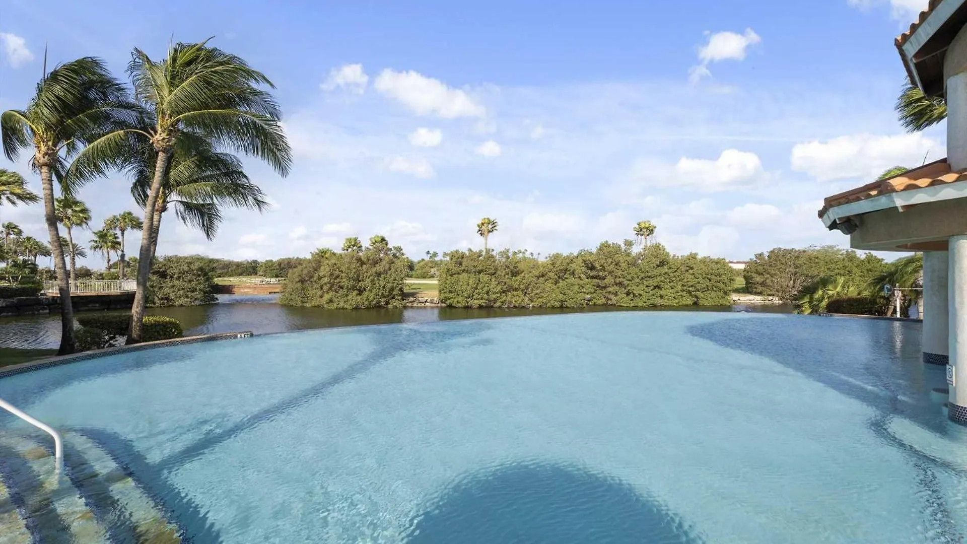 Golf Course View - Garden Studio Condo - Dr02 Palm Beach Apartment