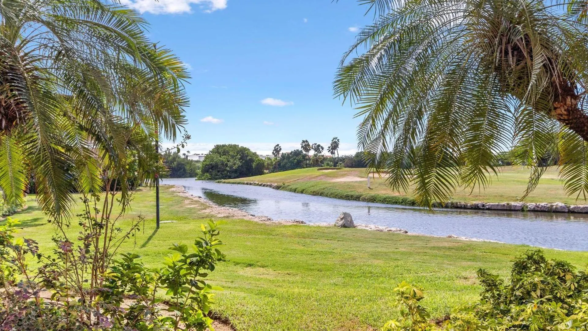 Golf Course View - Garden Studio Condo - Dr02 Palm Beach Apartamento